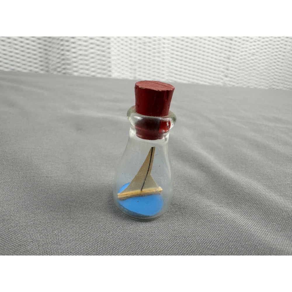 Vintage Miniature Type Case Size Figure Nautical‎